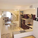 דירה Hyper Centre Maison De 100m2 ; Terrasse 20 M2 *