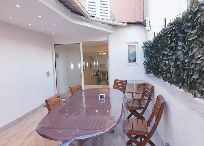 Hyper Centre Maison De 100m2 ; Terrasse 20 M2 דירה