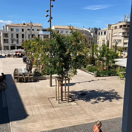 Hyper Centre Maison De 100m2 ; Terrasse 20 M2 * Antibes